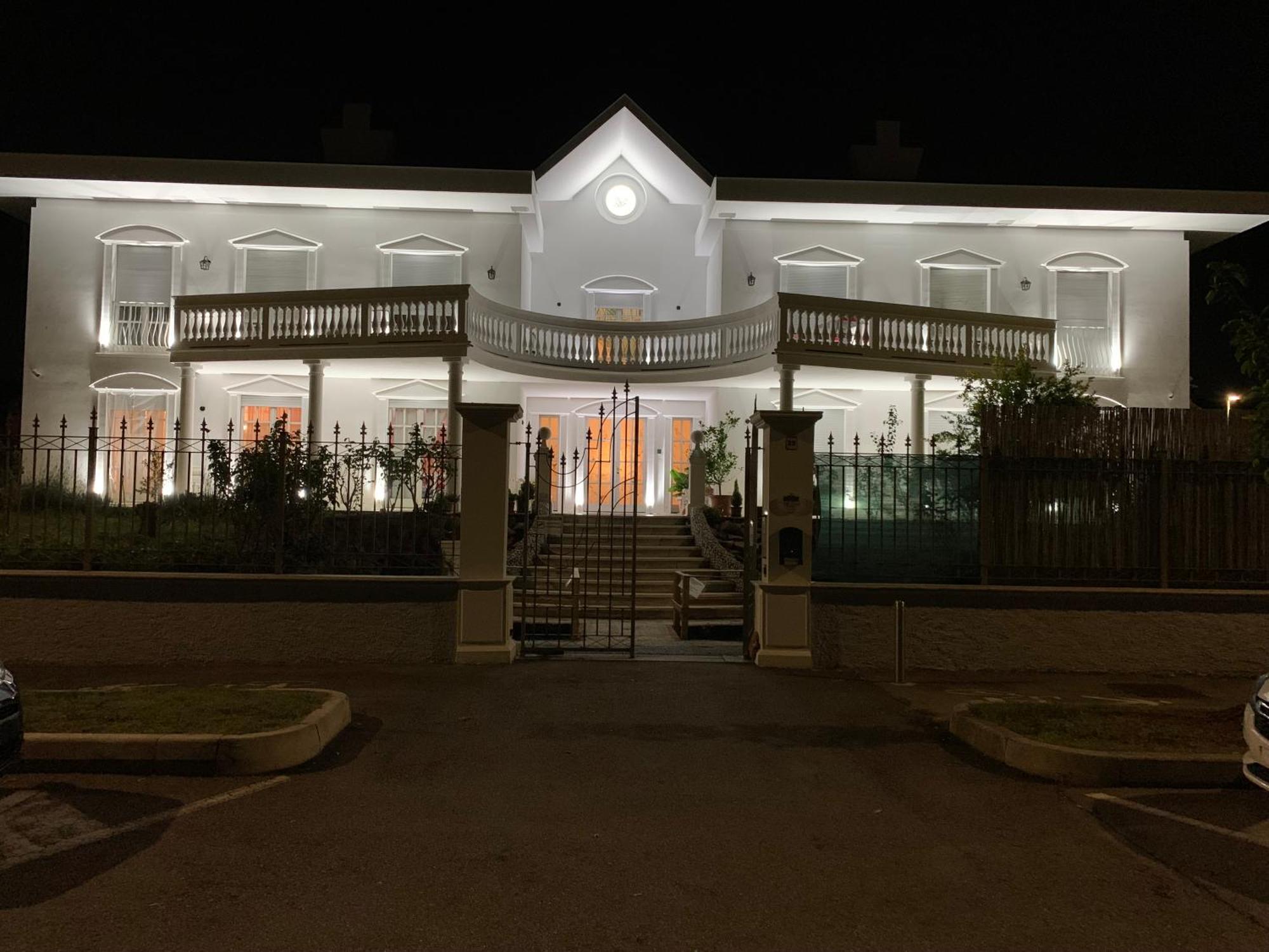 White House Apartment Lainate Exterior foto